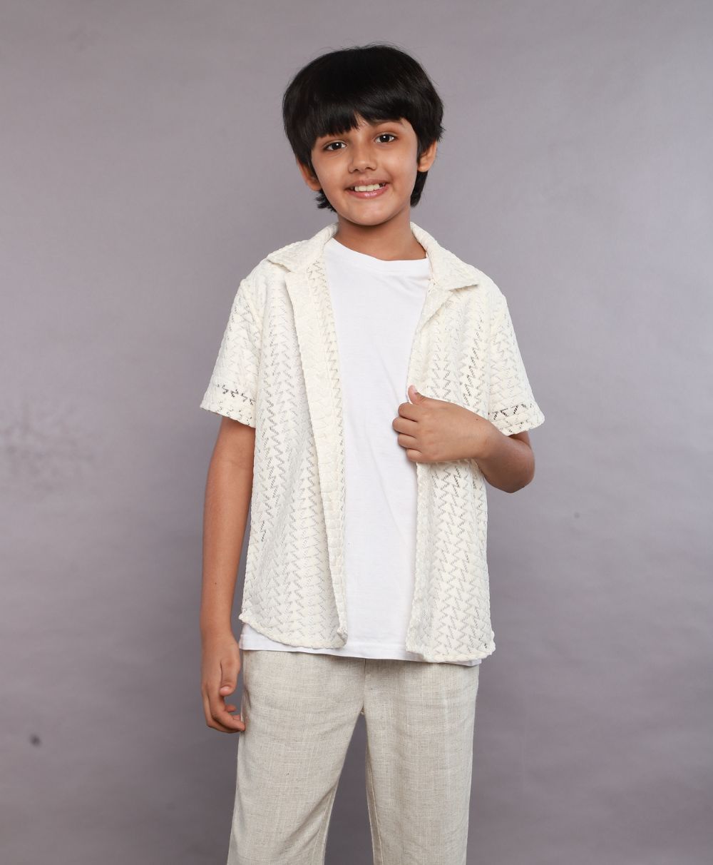 Short Sleeve Crochet Arrow Shirt - Off-White