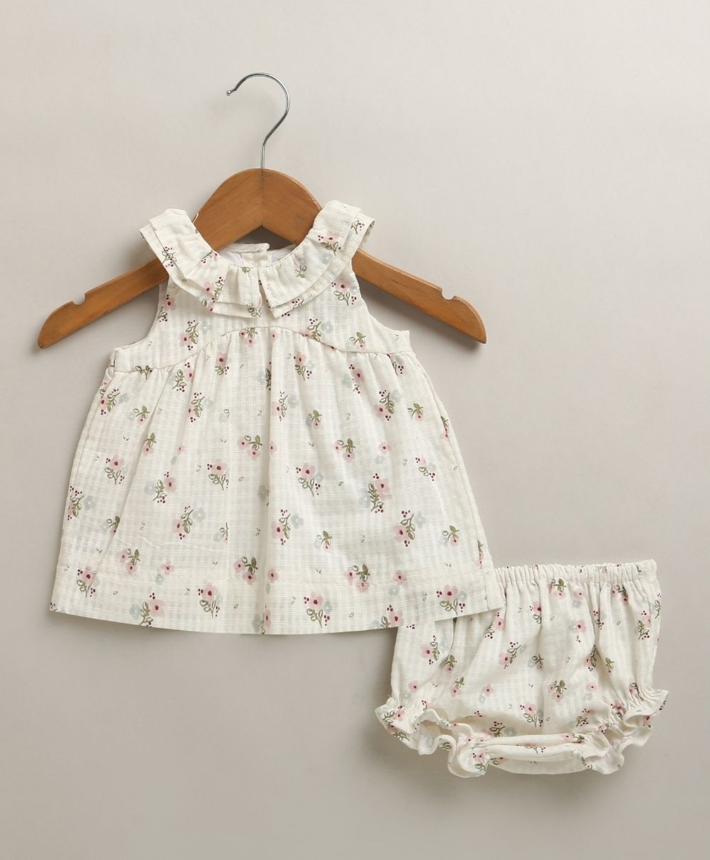 Sweet Meadow Organic Cotton Bloom Set – White